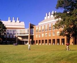 新英格兰大学