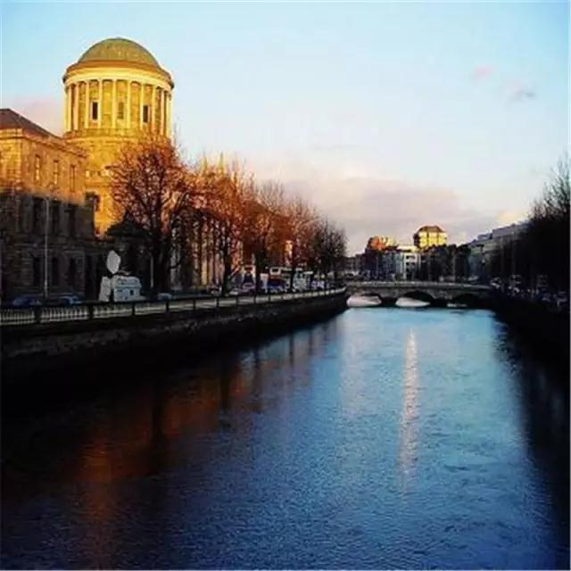 爱尔兰首都都柏林