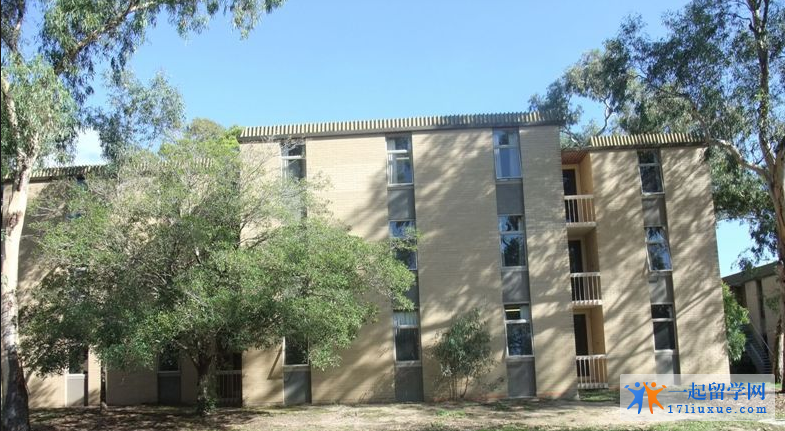 中央昆士兰大学校内建筑、