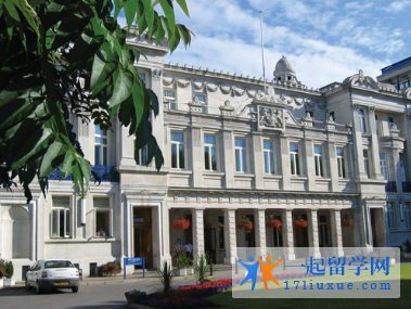 大学建筑