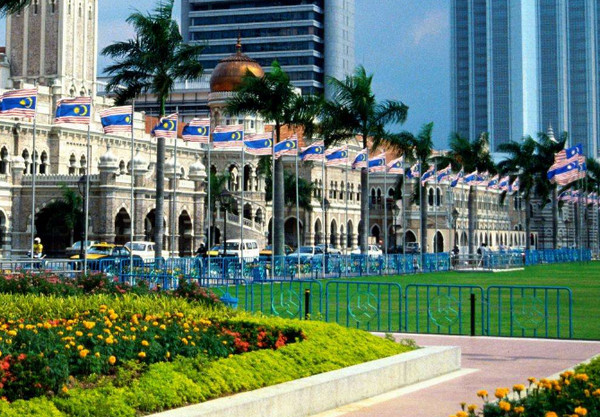 英国伦敦商业金融学院新加坡校区申请难吗